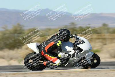 media/Dec-04-2025-Racers Edge (Thu) [[5ebc9f124d]]/3-B Group/5-Session 2 Turn 2 inside Speed Pans/